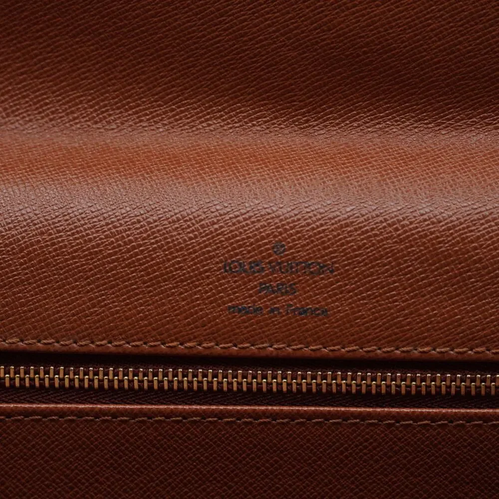 Louis Vuitton Monogram Pochette Dame GM